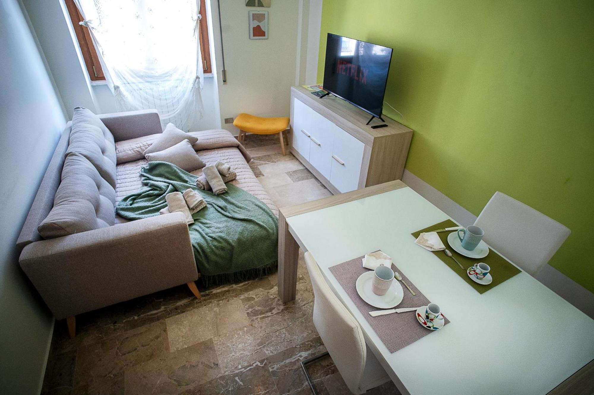 Monte Camicia - Cozy Home In City Center-Spacious-Free Parking LʼAquila Extérieur photo
